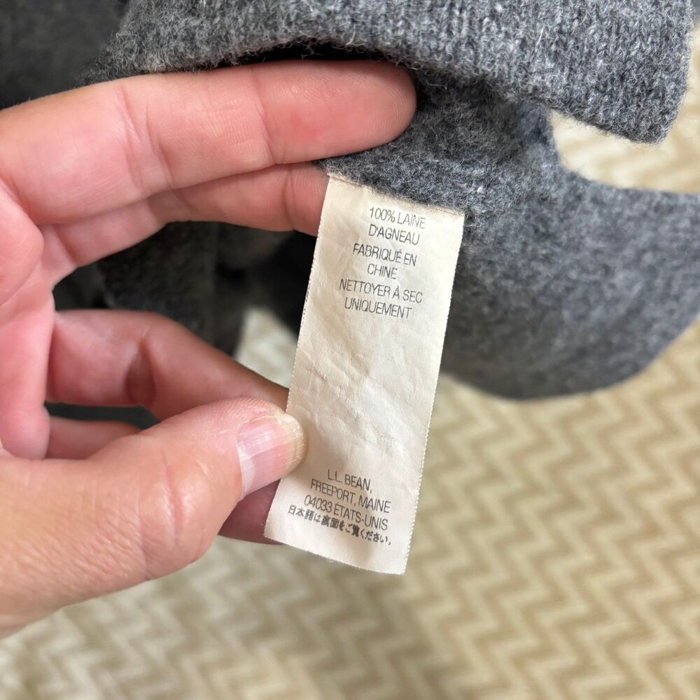 L.L. Bean Women’s Lambs Wool Long Sleeve Button Front Cardigan - Picture 6 of 7